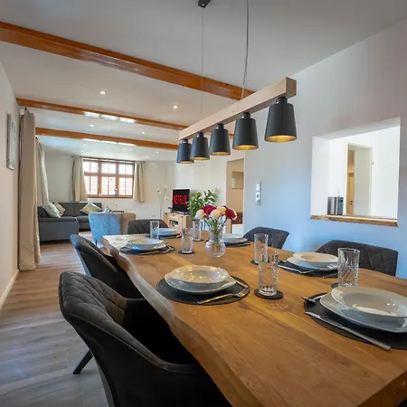Schlossberg Residences - Fachwerk Design-apartment