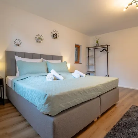 Design-fachwerk-suite - Balkon-parkplatz-therme