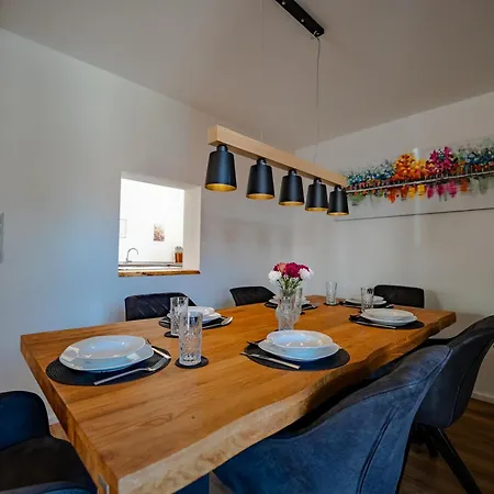 Apartment Schlossberg Residences - Fachwerk Design-apartment Sinsheim
